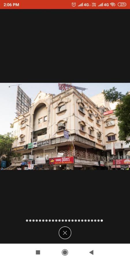 Hotel Swell Ahmedabad Luaran gambar